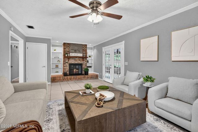 138 RIDGEFIELD Court, Orange Park, FL 32065