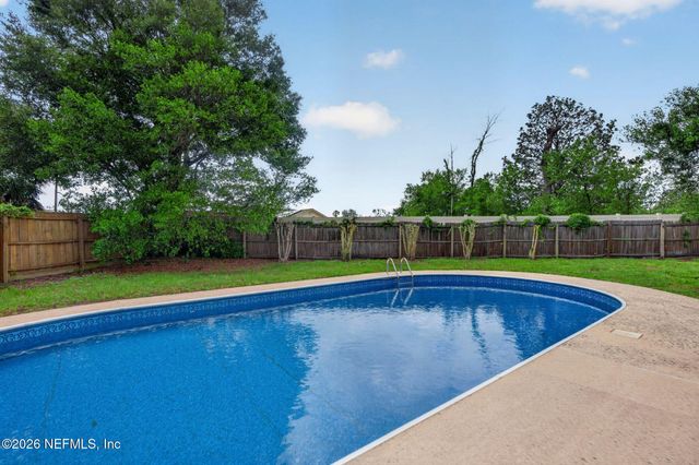 138 RIDGEFIELD Court, Orange Park, FL 32065