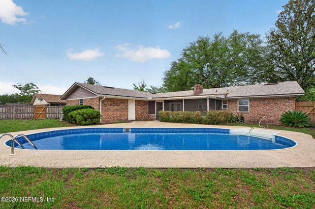 138 RIDGEFIELD Court, Orange Park, FL 32065
