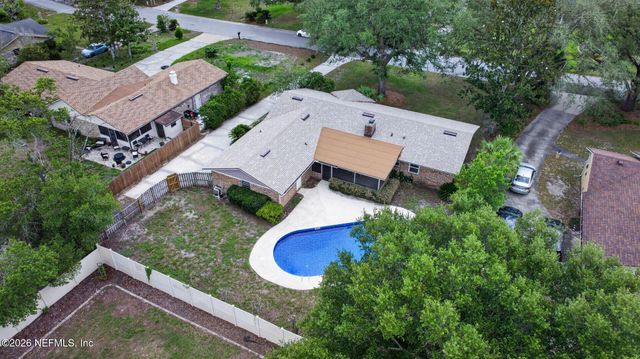 138 RIDGEFIELD Court, Orange Park, FL 32065