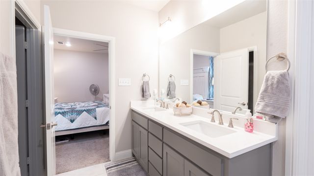 1215 Sanger, Springtown, TX 76082