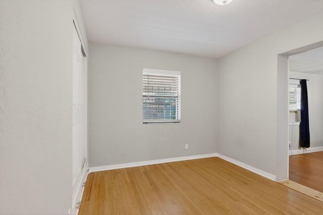833 California Street SE, Albuquerque, NM 87108