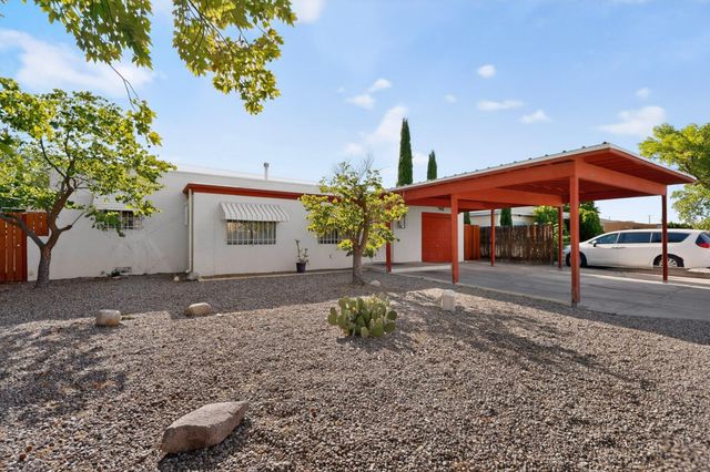 833 California Street SE, Albuquerque, NM 87108