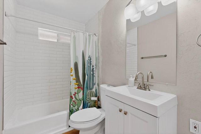 833 California Street SE, Albuquerque, NM 87108