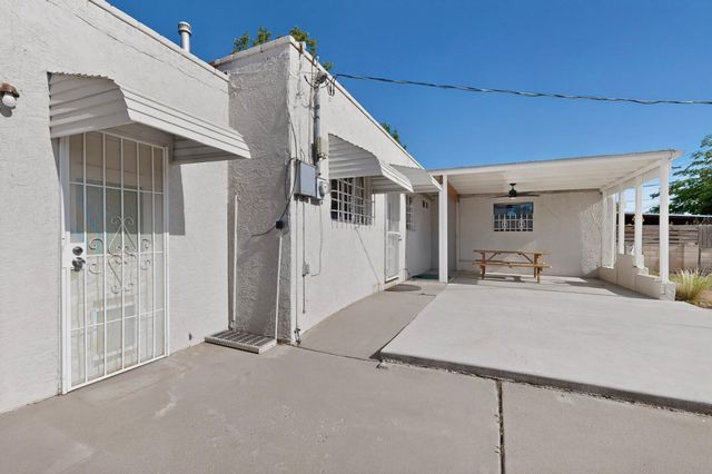 833 California Street SE, Albuquerque, NM 87108