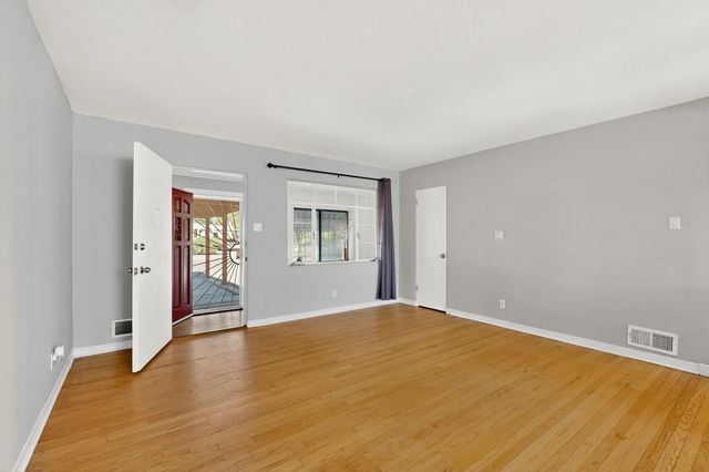 833 California Street SE, Albuquerque, NM 87108