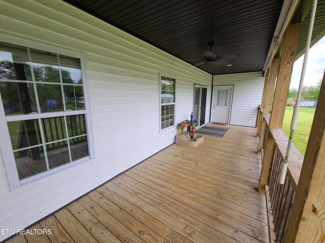 106 Maca Ridge Circle, Clarkrange, TN 38553