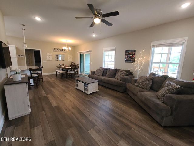 106 Maca Ridge Circle, Clarkrange, TN 38553