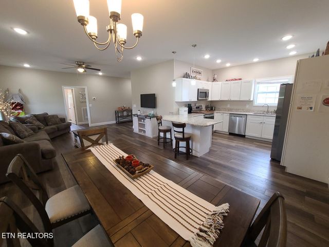 106 Maca Ridge Circle, Clarkrange, TN 38553