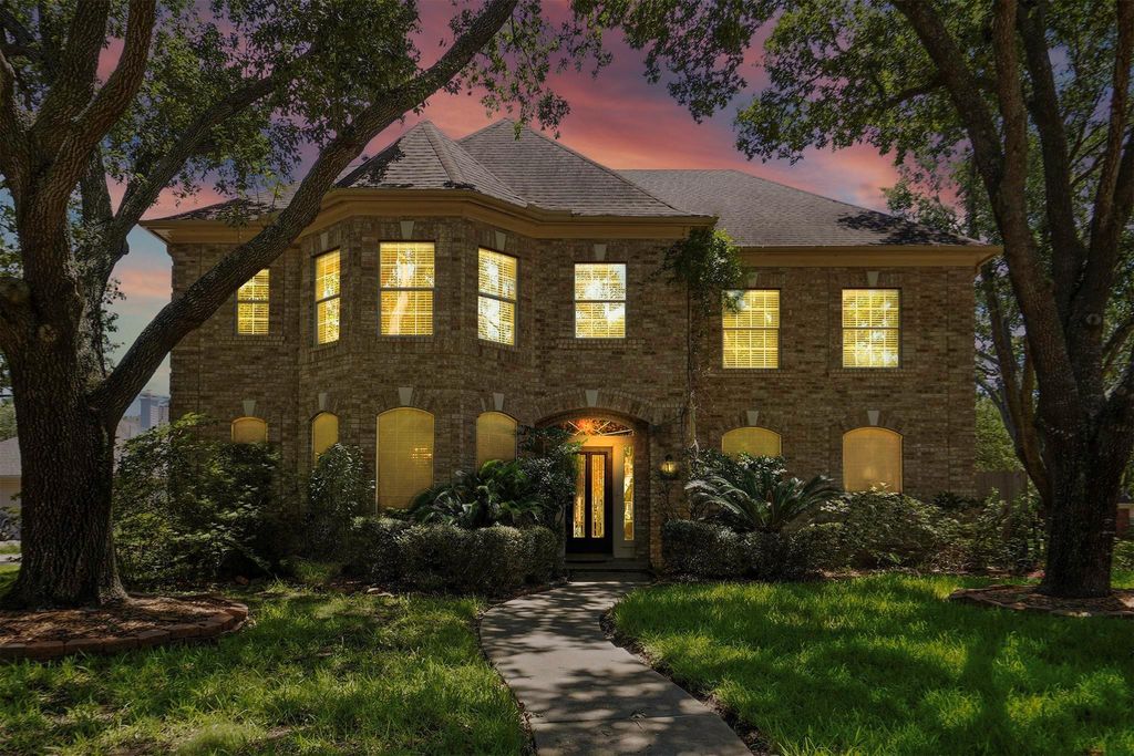 219 Whisper Pass, Houston, TX 77094