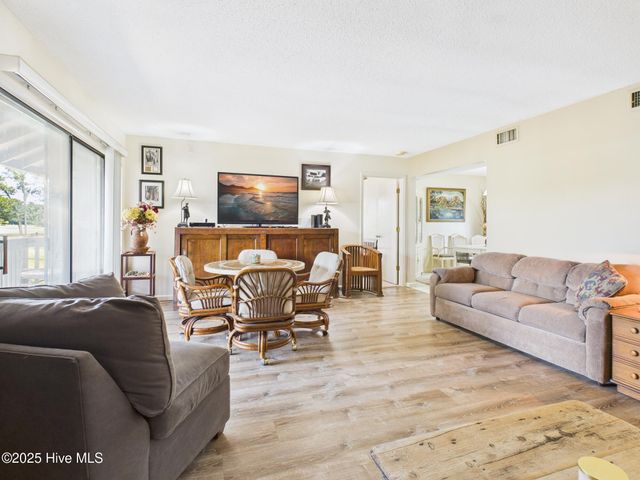 250 Sugar Gum Lane 201, Pinehurst, NC 28374