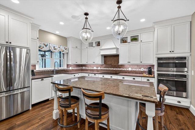 3167 Woodhill Circle, Verona, WI 53593