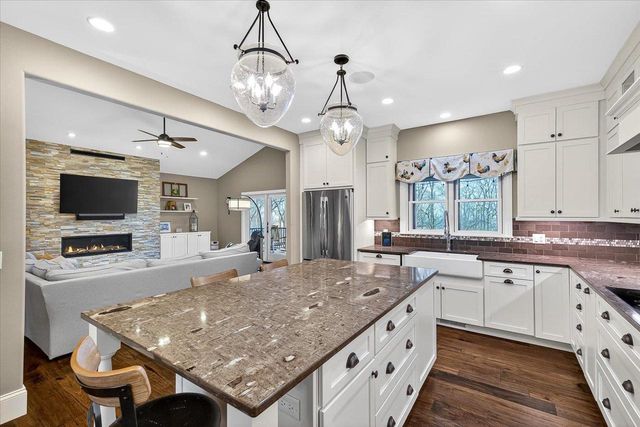 3167 Woodhill Circle, Verona, WI 53593