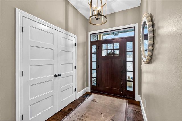 3167 Woodhill Circle, Verona, WI 53593