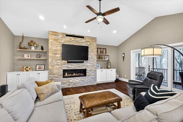 3167 Woodhill Circle, Verona, WI 53593