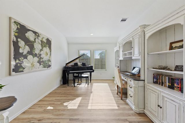 9310 Pavonia Fawn Drive, Baytown, TX 77521