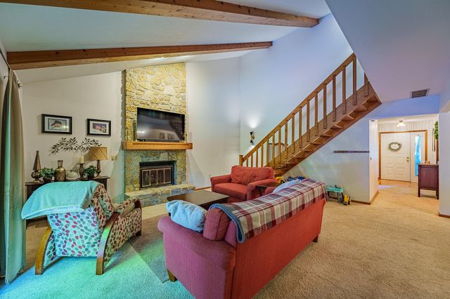 333 Green Oak Drive 333 Green Oak Drive, Troy, OH 45373