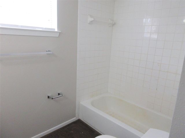 1230 Shadowdale Drive 12, Houston, TX 77043