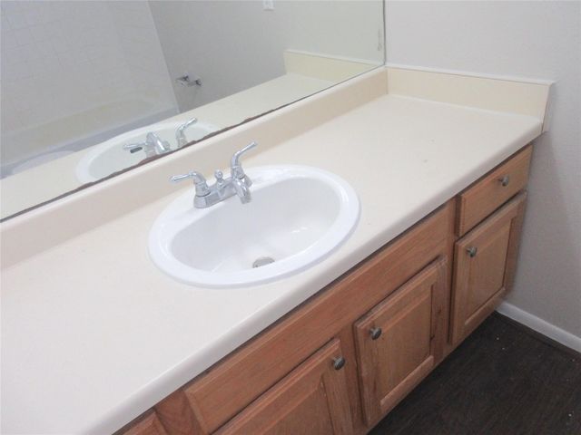 1230 Shadowdale Drive 12, Houston, TX 77043