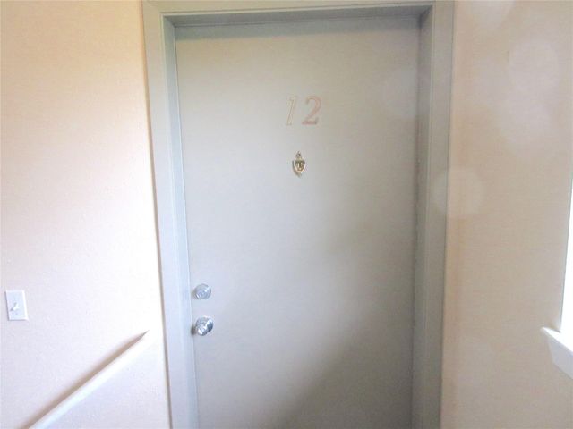 1230 Shadowdale Drive 12, Houston, TX 77043