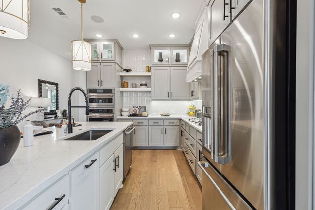 2078 Cuellar Way, Van Alstyne, TX 75495