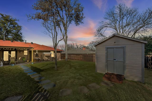 1712 Westridge Drive, Plano, TX 75075