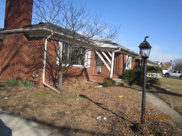 22623 Barton Street, St Clair Shores, MI 48081