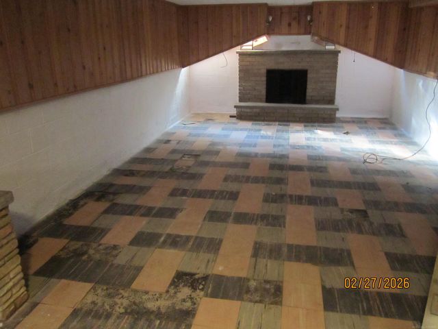 22623 Barton Street, St Clair Shores, MI 48081