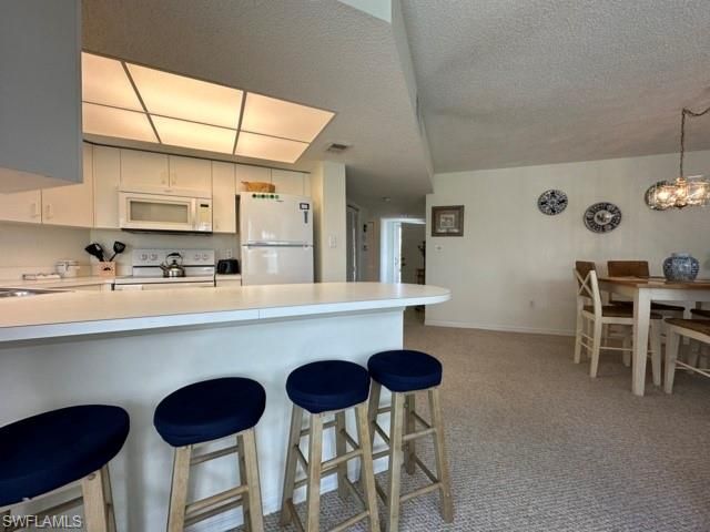 481 Quail Forest BLVD # B302, Naples, FL 34105