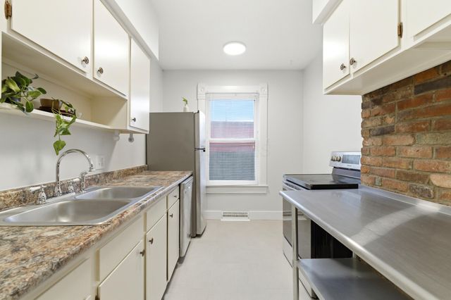 19 E Mithoff Street, Columbus, OH 43206