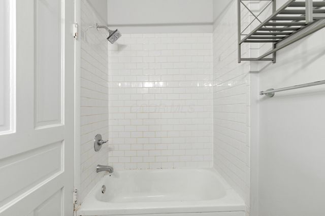 19 E Mithoff Street, Columbus, OH 43206