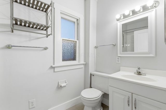 19 E Mithoff Street, Columbus, OH 43206