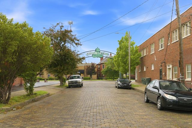19 E Mithoff Street, Columbus, OH 43206