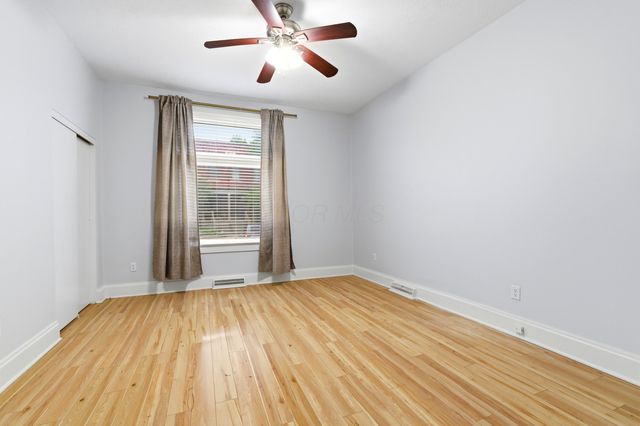 19 E Mithoff Street, Columbus, OH 43206