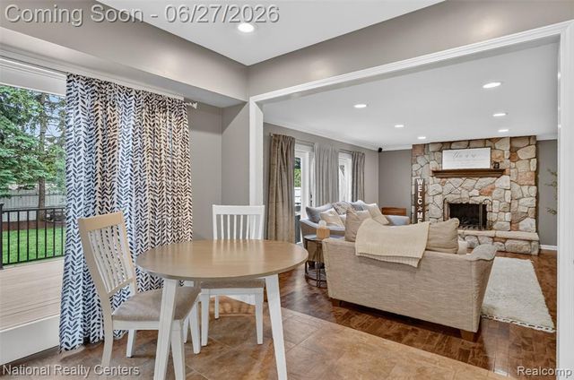 19682 Stamford Drive, Livonia, MI 48152