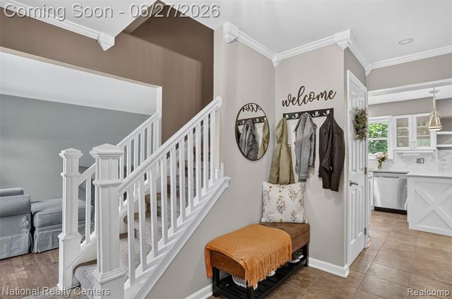 19682 Stamford Drive, Livonia, MI 48152