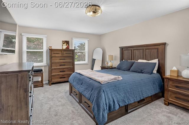 19682 Stamford Drive, Livonia, MI 48152