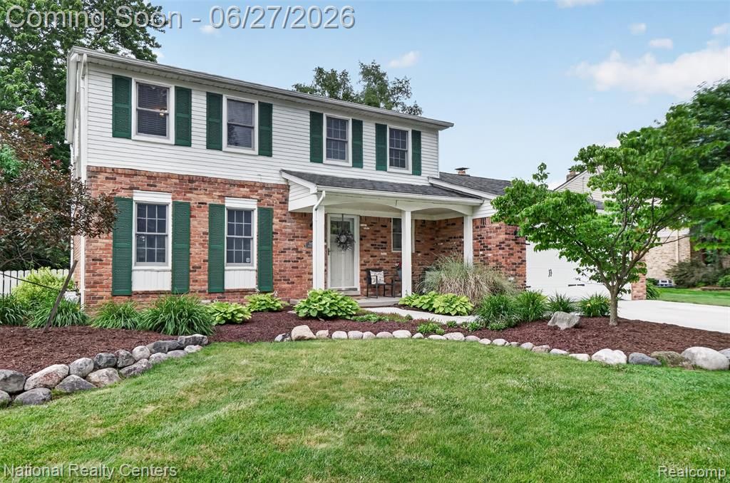 19682 Stamford Drive, Livonia, MI 48152