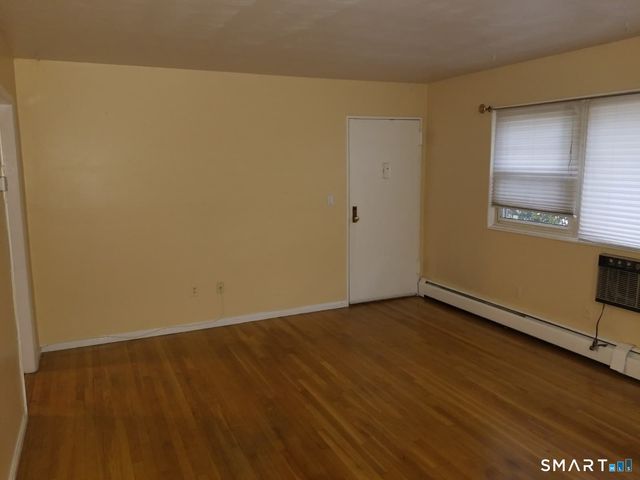 239 Cherry Hill Drive 1A, Bridgeport, CT 06606