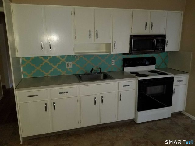 239 Cherry Hill Drive 1A, Bridgeport, CT 06606