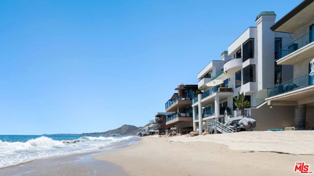 25252 Malibu Road Upper Unit, Malibu, CA 90265