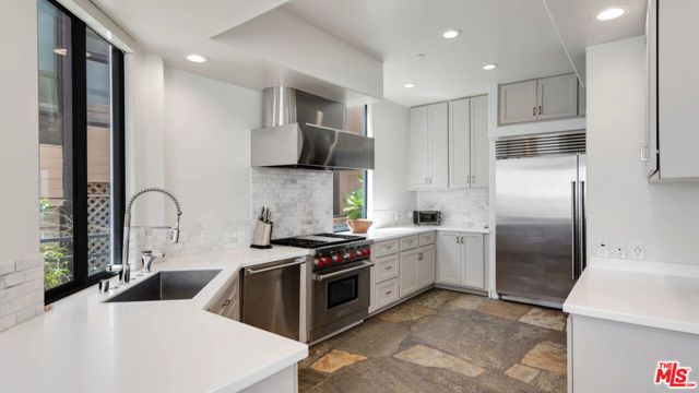 25252 Malibu Road Upper Unit, Malibu, CA 90265