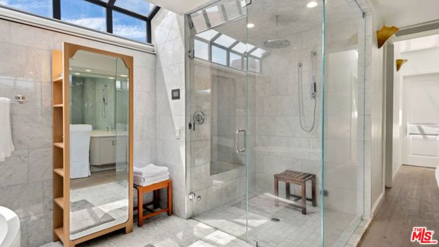 25252 Malibu Road Upper Unit, Malibu, CA 90265