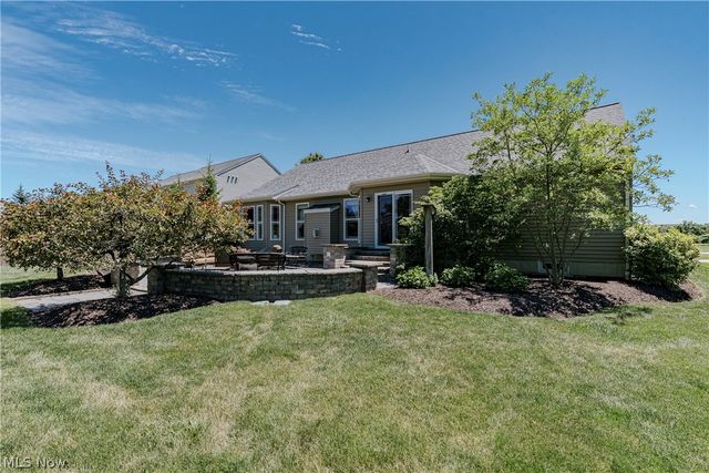 5423 Charleston Drive, Valley City, OH 44280