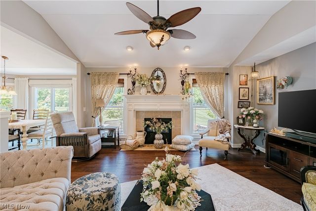 5423 Charleston Drive, Valley City, OH 44280