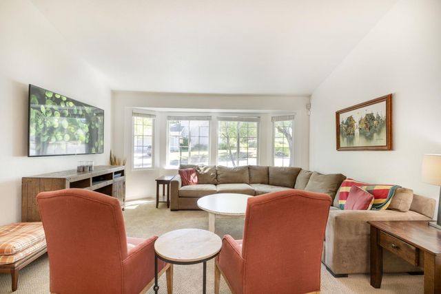 120 Puffer Way, Folsom, CA 95630