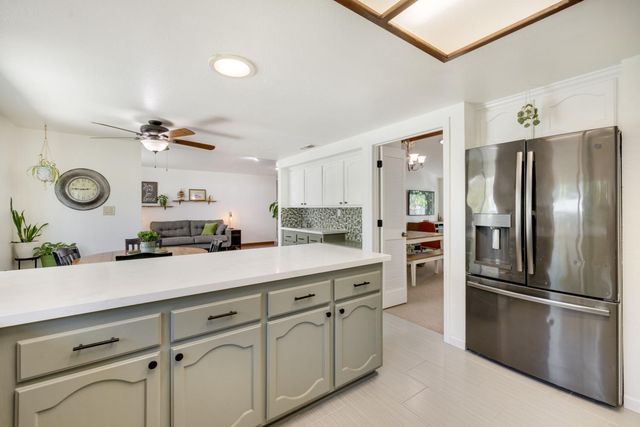 120 Puffer Way, Folsom, CA 95630