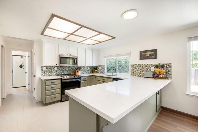 120 Puffer Way, Folsom, CA 95630