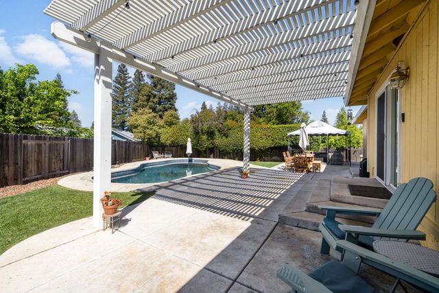 120 Puffer Way, Folsom, CA 95630