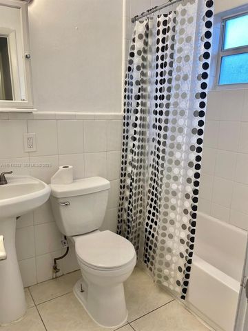 428 NW 16th Ave, Fort Lauderdale, FL 33311